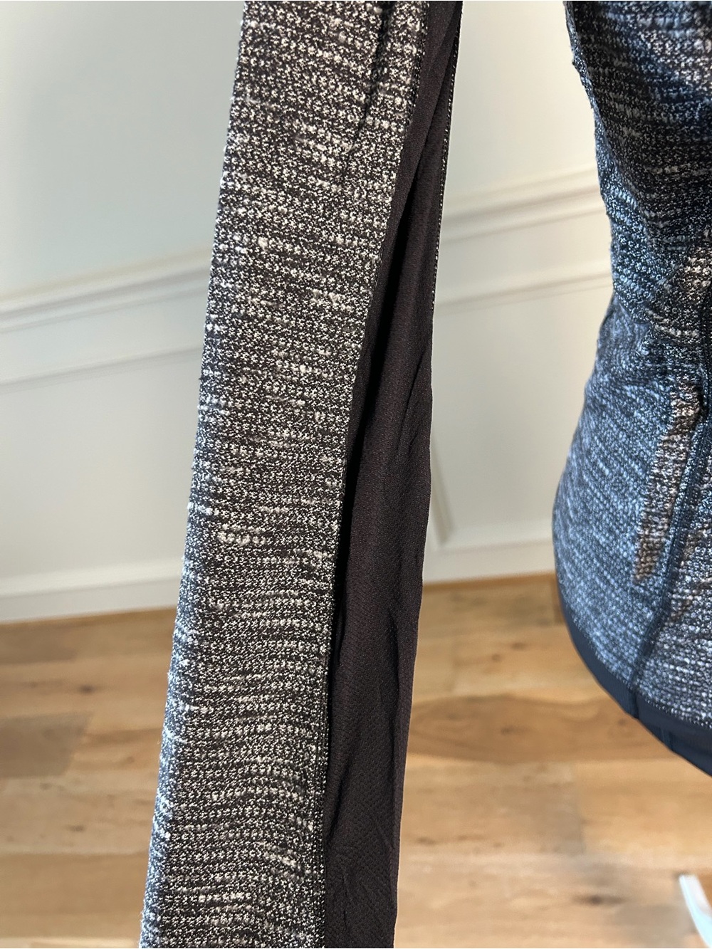 lululemon athletica Black Heather Zip Hoodie Jacket - Picture 4 of 13